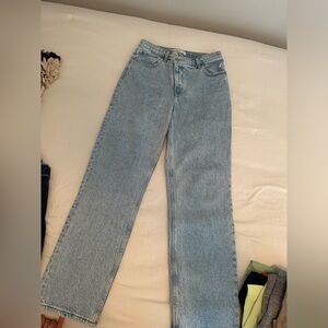Abercrombie 90’s straight ultra high rise jeans